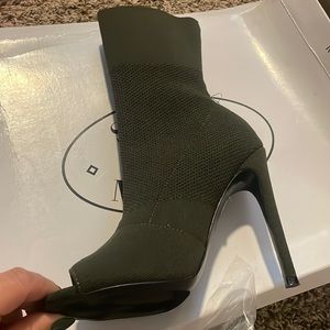 Brand new maybe worn once